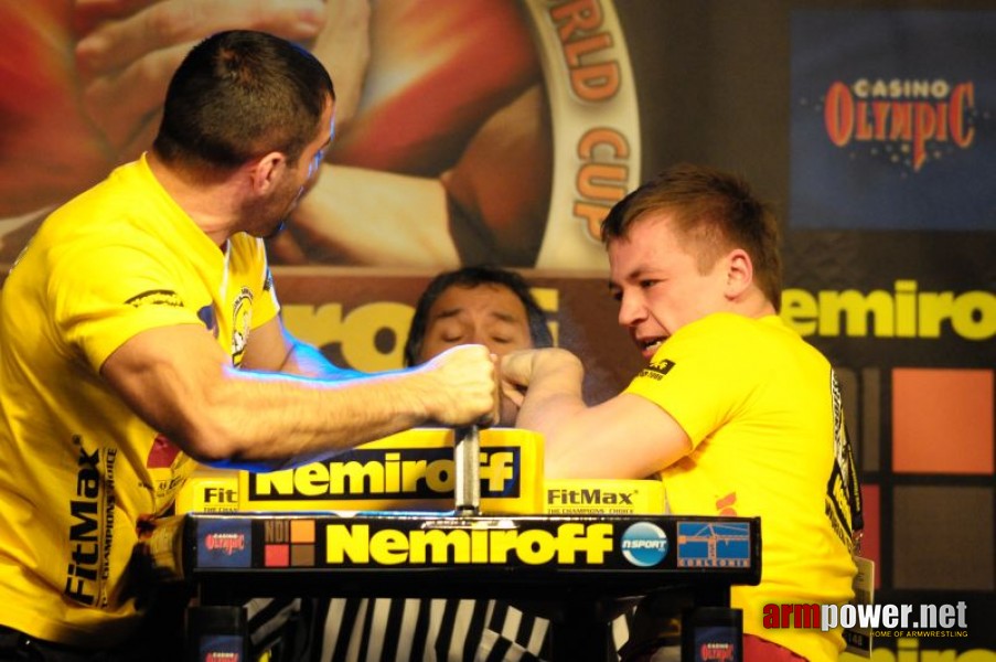 Nemiroff 2009 - Day 1 - Left hand # Aрмспорт # Armsport # Armpower.net