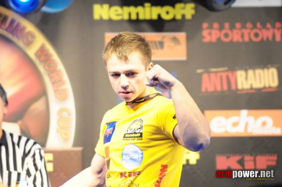 Nemiroff 2009 - Day 1 - Left hand # Aрмспорт # Armsport # Armpower.net