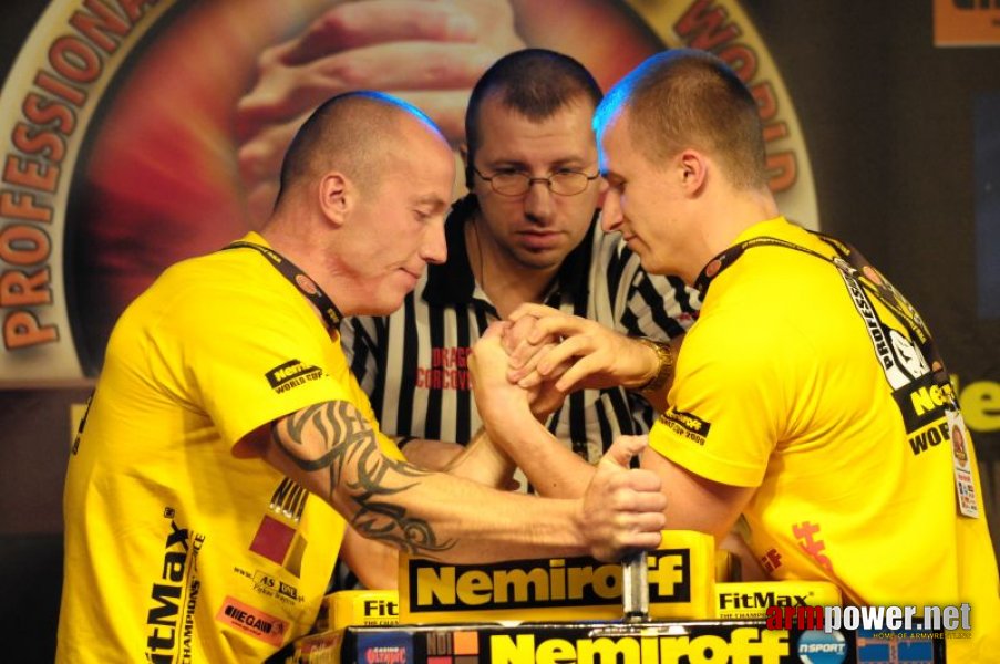 Nemiroff 2009 - Day 1 - Left hand # Armwrestling # Armpower.net