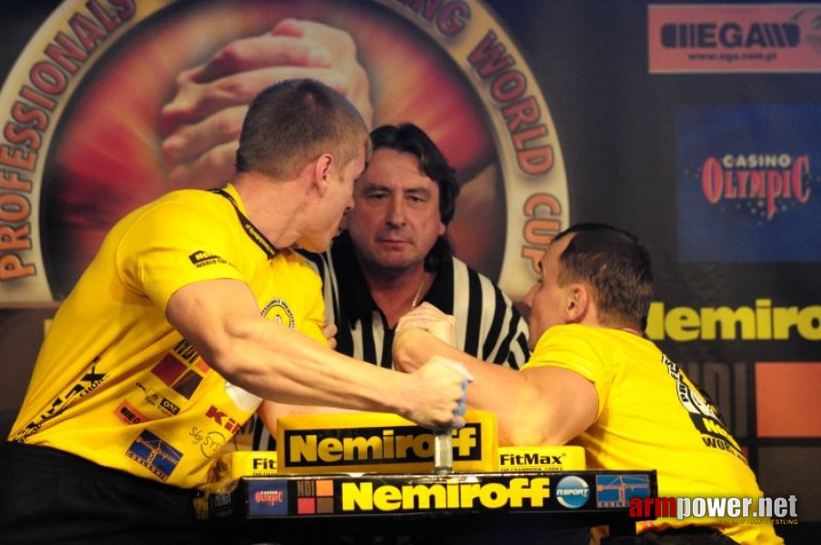 Nemiroff 2009 - Day 1 - Left hand # Armwrestling # Armpower.net