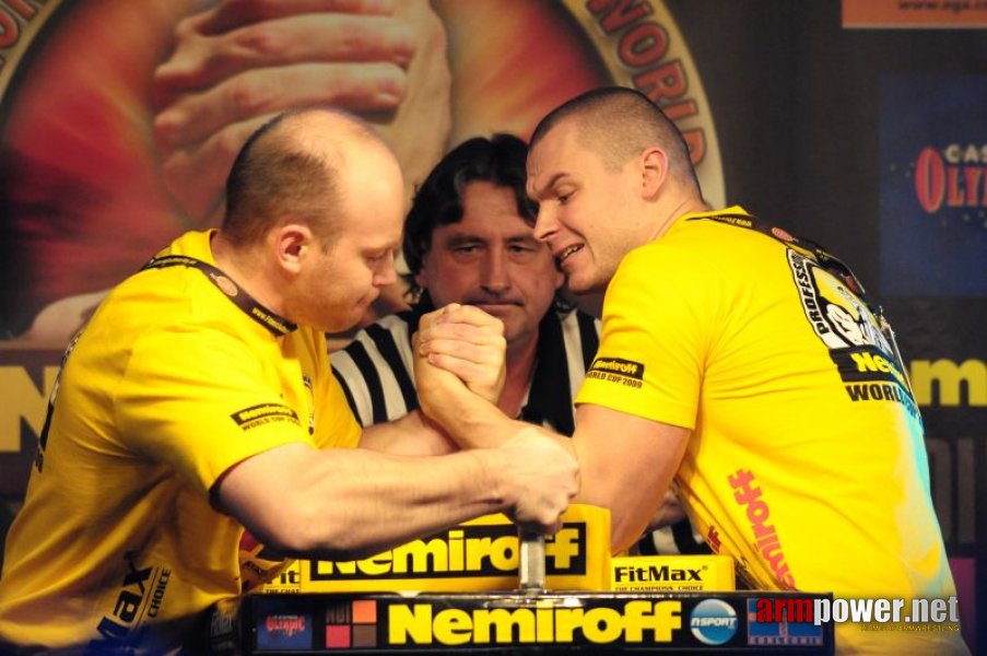 Nemiroff 2009 - Day 1 - Left hand # Aрмспорт # Armsport # Armpower.net