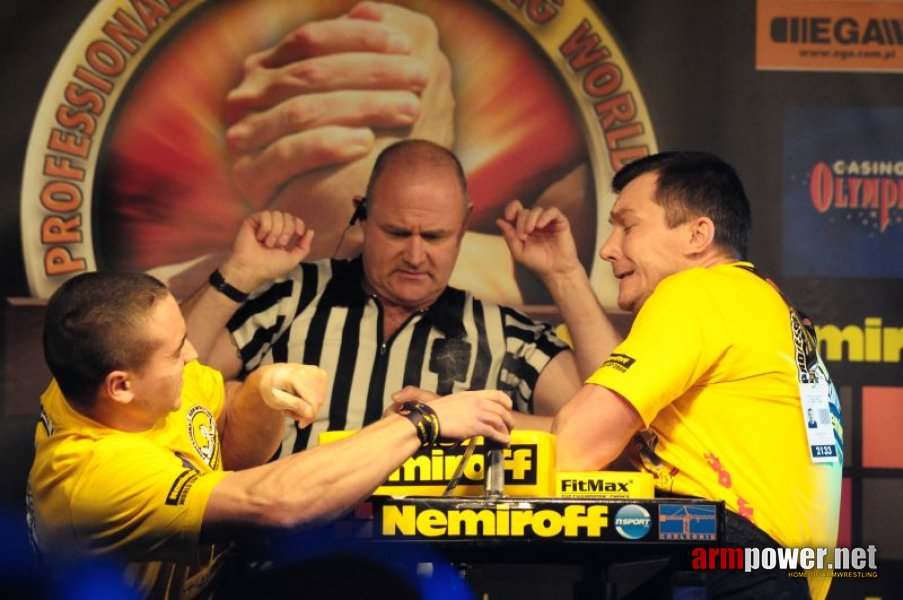 Nemiroff 2009 - Day 1 - Left hand # Aрмспорт # Armsport # Armpower.net