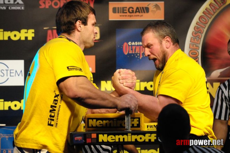 Nemiroff 2009 - Day 1 - Left hand # Armwrestling # Armpower.net