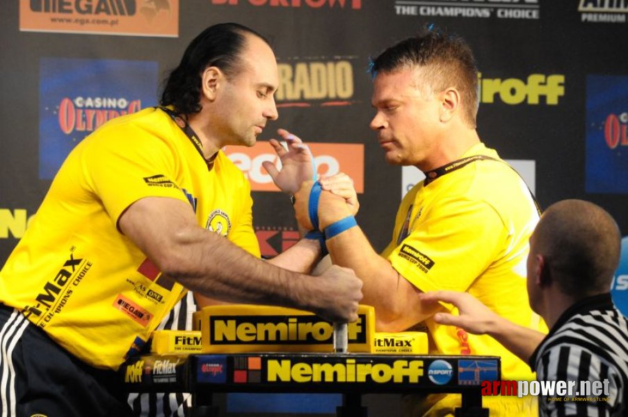 Nemiroff 2009 - Day 1 - Left hand # Armwrestling # Armpower.net