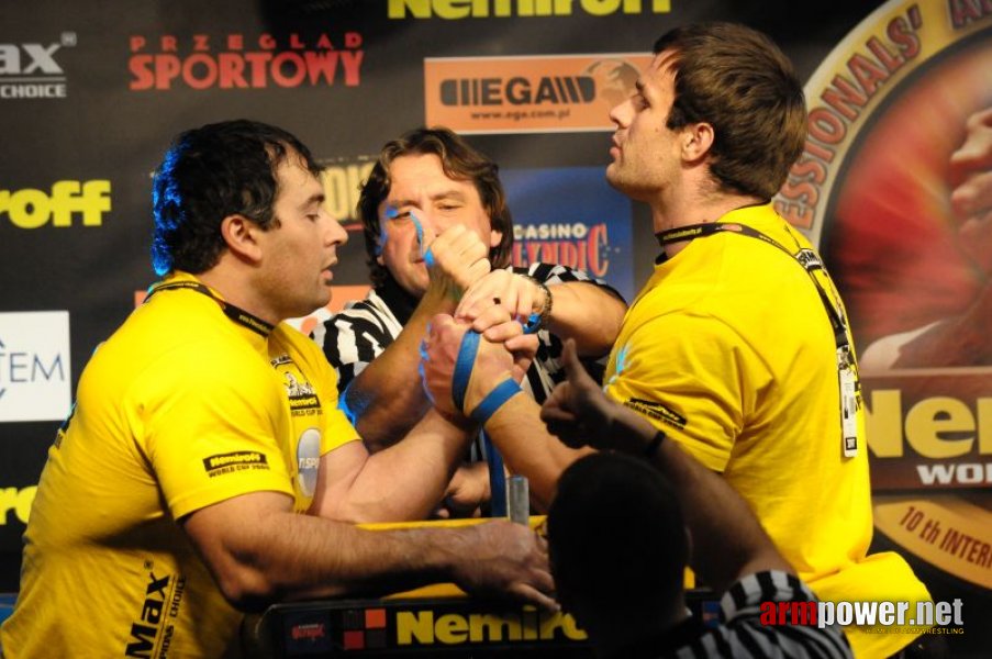 Nemiroff 2009 - Day 1 - Left hand # Armwrestling # Armpower.net