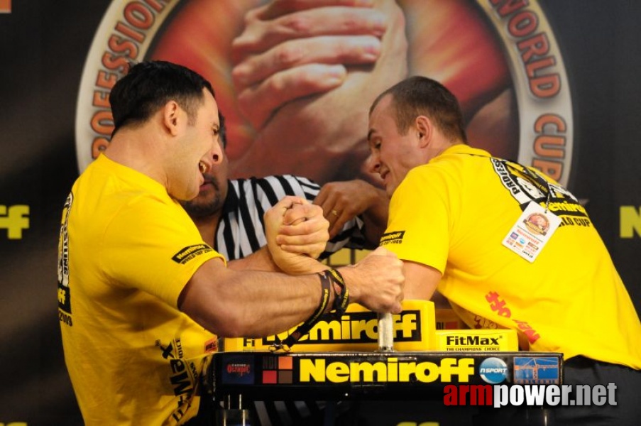 Nemiroff 2009 - Day 1 - Left hand # Armwrestling # Armpower.net