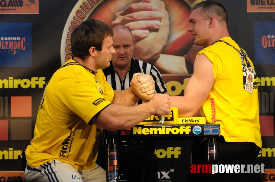 Nemiroff 2009 - Day 1 - Left hand # Armwrestling # Armpower.net