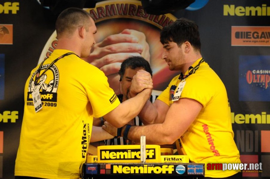 Nemiroff 2009 - Day 1 - Left hand # Armwrestling # Armpower.net