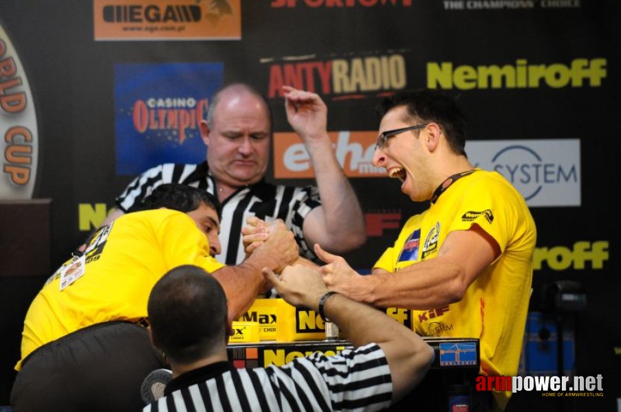 Nemiroff 2009 - Day 2 - Right hand # Armwrestling # Armpower.net