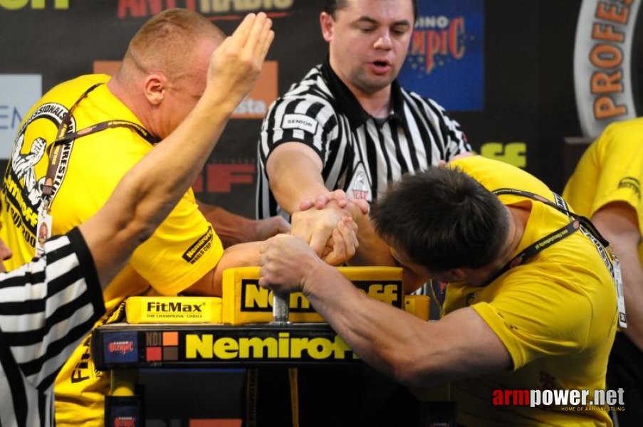 Nemiroff 2009 - Day 2 - Right hand # Aрмспорт # Armsport # Armpower.net