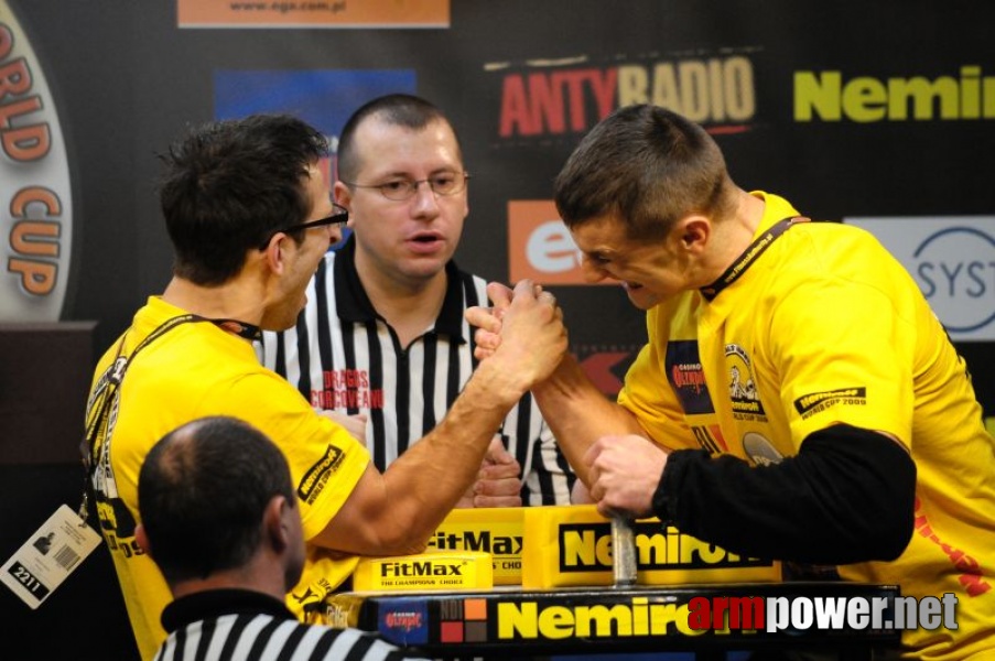 Nemiroff 2009 - Day 2 - Right hand # Siłowanie na ręce # Armwrestling # Armpower.net