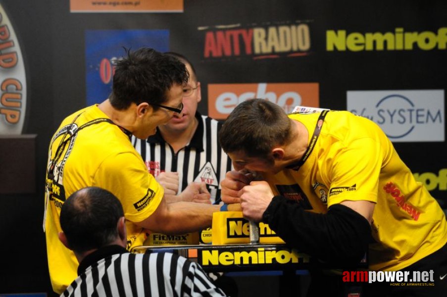 Nemiroff 2009 - Day 2 - Right hand # Siłowanie na ręce # Armwrestling # Armpower.net