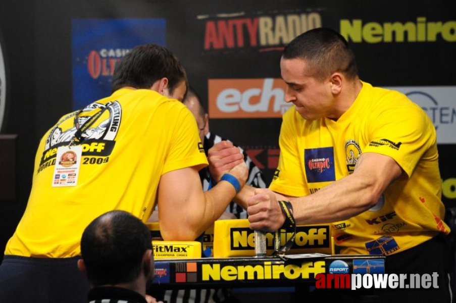 Nemiroff 2009 - Day 2 - Right hand # Siłowanie na ręce # Armwrestling # Armpower.net