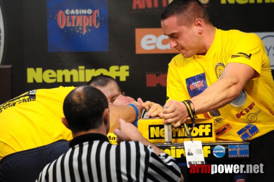 Nemiroff 2009 - Day 2 - Right hand # Siłowanie na ręce # Armwrestling # Armpower.net