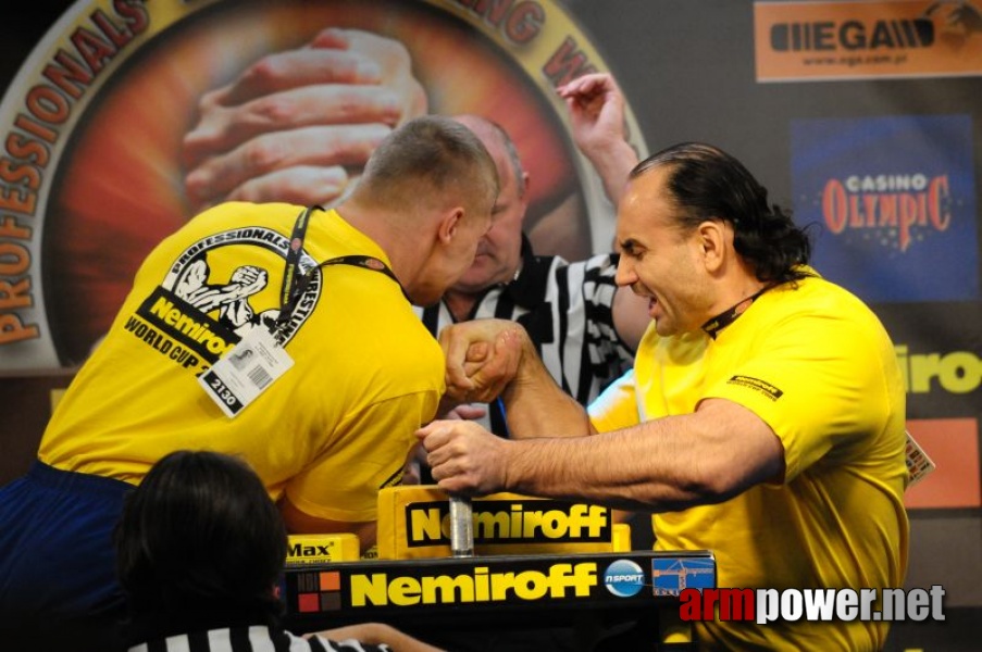 Nemiroff 2009 - Day 2 - Right hand # Armwrestling # Armpower.net