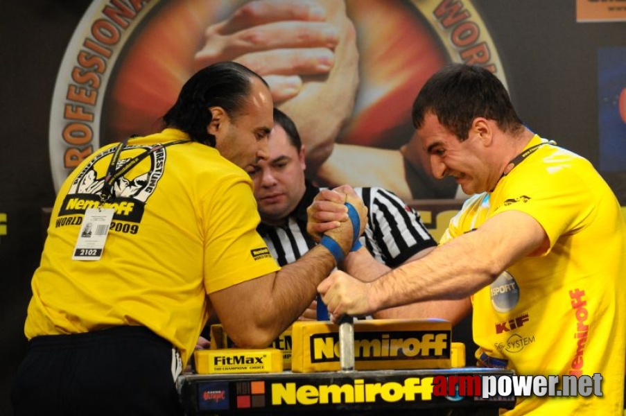 Nemiroff 2009 - Day 2 - Right hand # Siłowanie na ręce # Armwrestling # Armpower.net