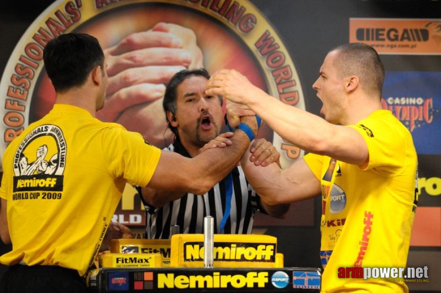 Nemiroff 2009 - Day 2 - Right hand # Siłowanie na ręce # Armwrestling # Armpower.net