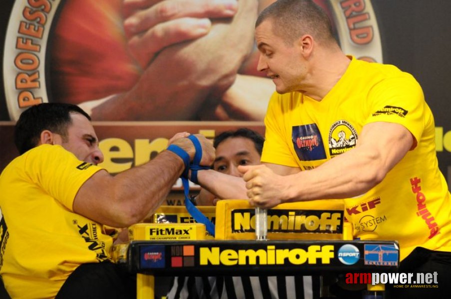 Nemiroff 2009 - Day 2 - Right hand # Siłowanie na ręce # Armwrestling # Armpower.net