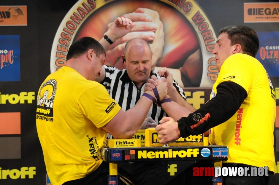 Nemiroff 2009 - Day 2 - Right hand # Armwrestling # Armpower.net