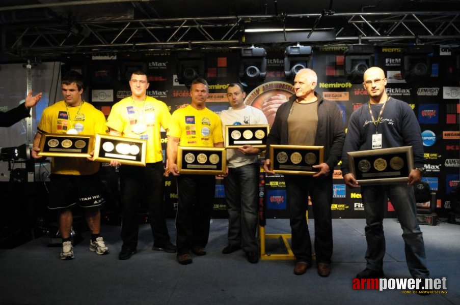 Nemiroff 2009 - Day 2 - Right hand # Siłowanie na ręce # Armwrestling # Armpower.net