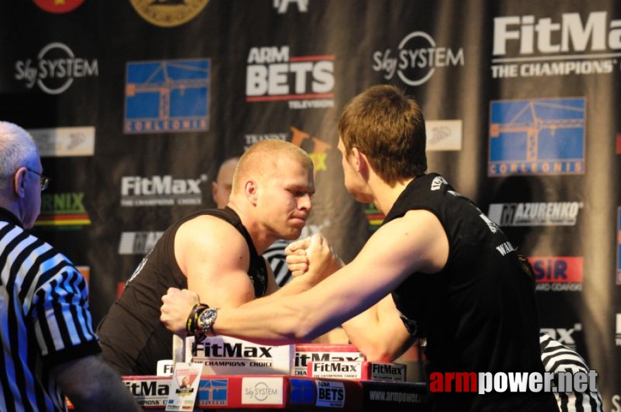 Puchar Polski 2009 - Prawa Reka # Siłowanie na ręce # Armwrestling # Armpower.net