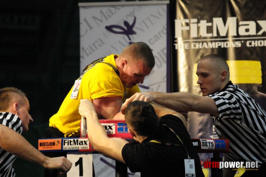 Puchar Polski 2009 - Prawa Reka # Siłowanie na ręce # Armwrestling # Armpower.net