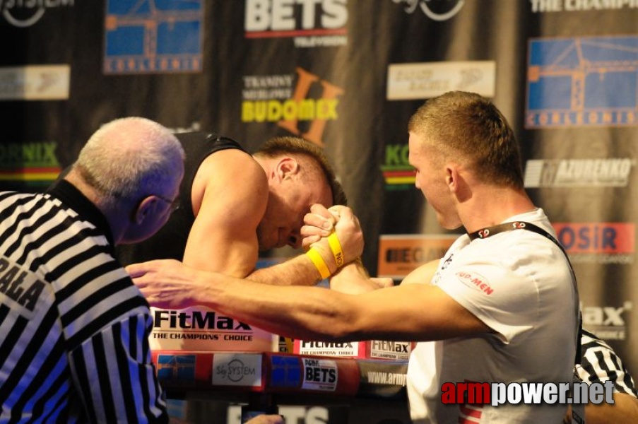 Puchar Polski 2009 - Prawa Reka # Siłowanie na ręce # Armwrestling # Armpower.net