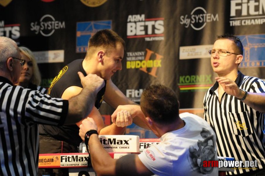 Puchar Polski 2009 - Prawa Reka # Siłowanie na ręce # Armwrestling # Armpower.net