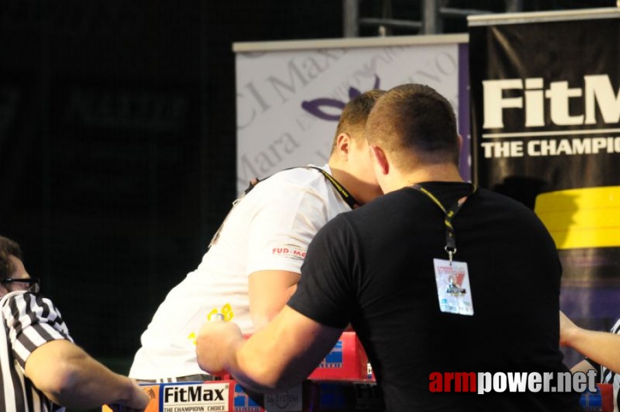 Puchar Polski 2009 - Prawa Reka # Siłowanie na ręce # Armwrestling # Armpower.net