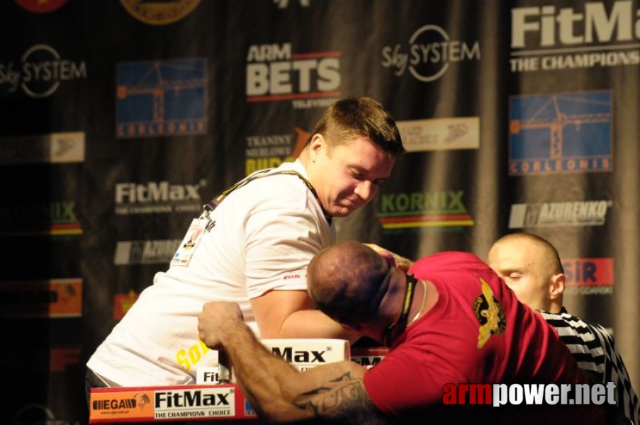 Puchar Polski 2009 - Prawa Reka # Siłowanie na ręce # Armwrestling # Armpower.net