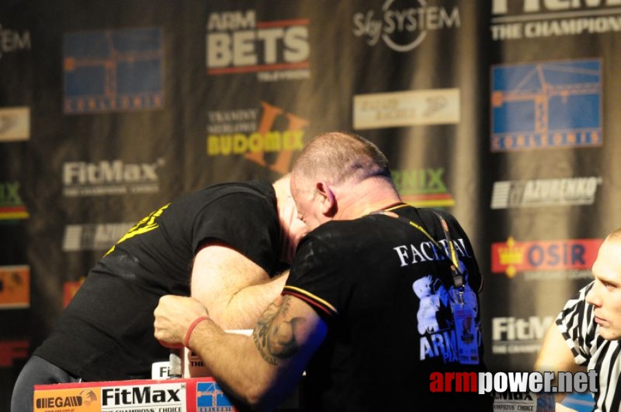 Puchar Polski 2009 - Prawa Reka # Siłowanie na ręce # Armwrestling # Armpower.net