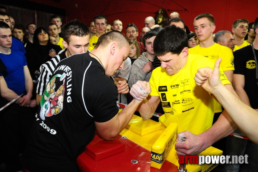 I Puchar Polski Amatorów - Debiuty 2010 # Armwrestling # Armpower.net