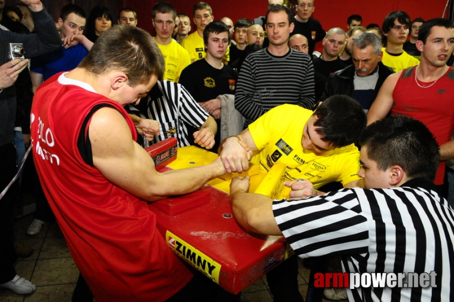 I Puchar Polski Amatorów - Debiuty 2010 # Armwrestling # Armpower.net