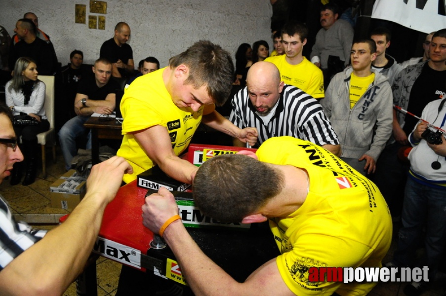 I Puchar Polski Amatorów - Debiuty 2010 # Armwrestling # Armpower.net