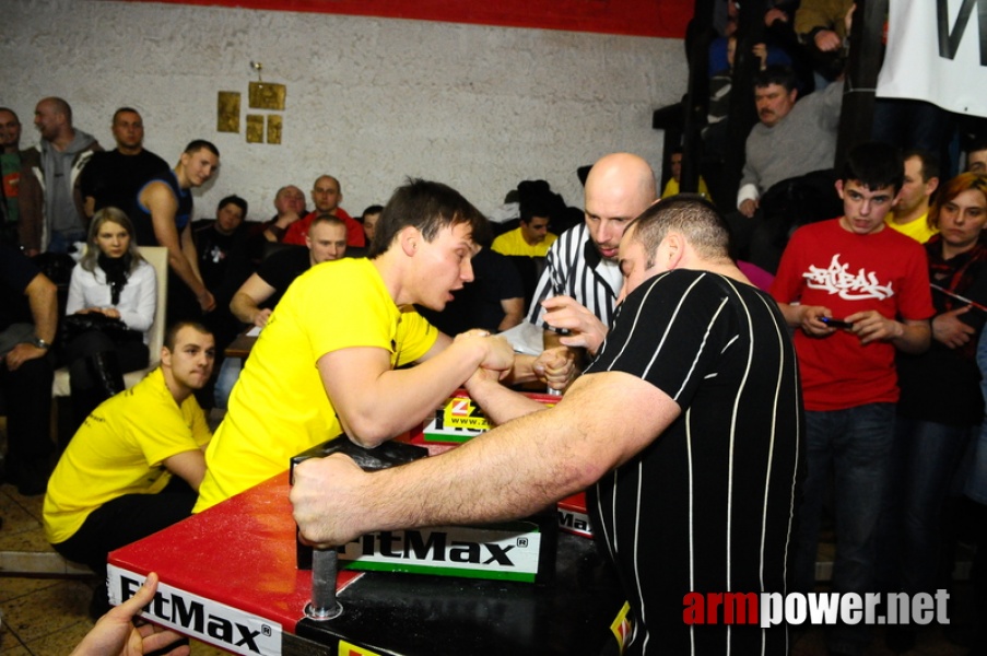 I Puchar Polski Amatorów - Debiuty 2010 # Armwrestling # Armpower.net