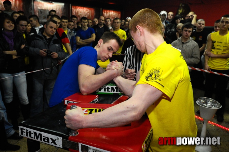 I Puchar Polski Amatorów - Debiuty 2010 # Armwrestling # Armpower.net