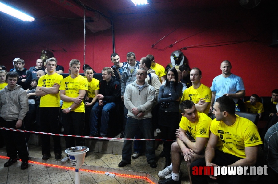 I Puchar Polski Amatorów - Debiuty 2010 # Armwrestling # Armpower.net