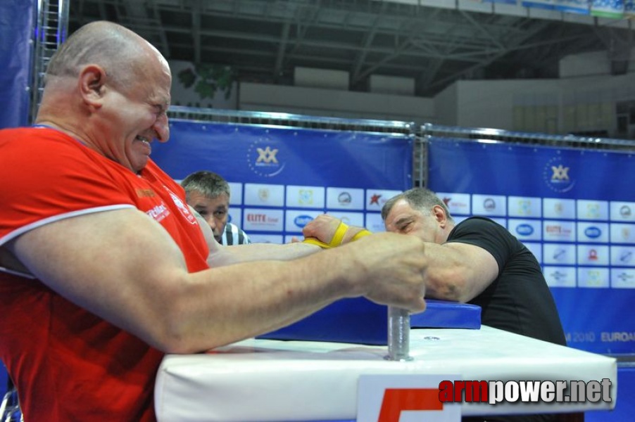 European Armwrestling Championships - Day 1 # Armwrestling # Armpower.net