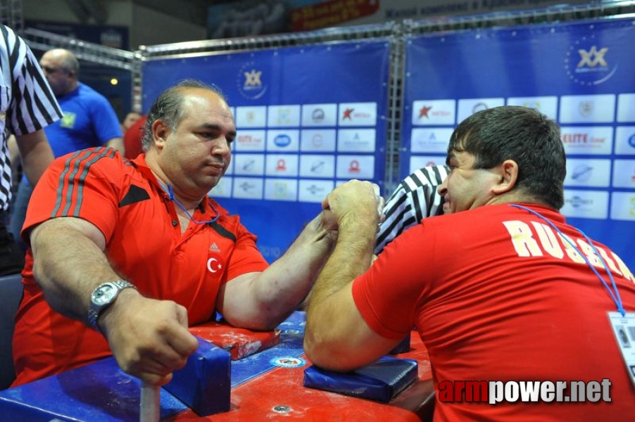 European Armwrestling Championships - Day 1 # Armwrestling # Armpower.net