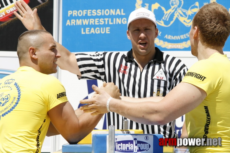 PAL League Bulgaria 2010 # Siłowanie na ręce # Armwrestling # Armpower.net