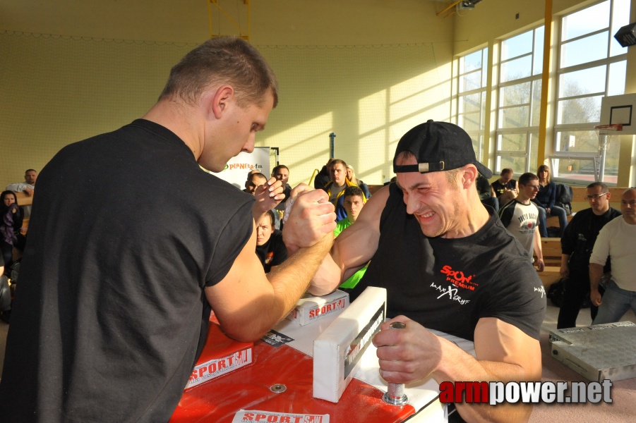 Debiuty 2010 - Stare Miasto # Armwrestling # Armpower.net