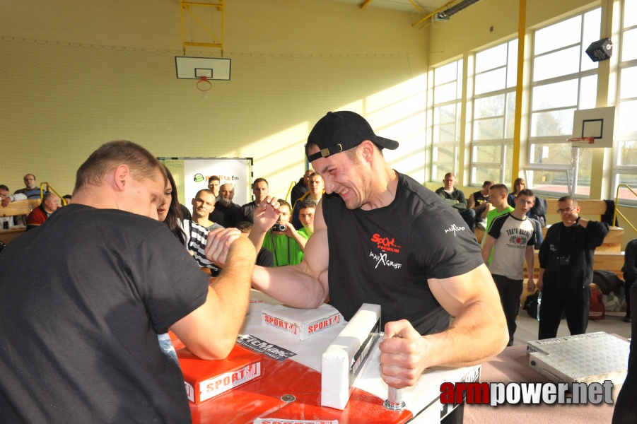 Debiuty 2010 - Stare Miasto # Siłowanie na ręce # Armwrestling # Armpower.net