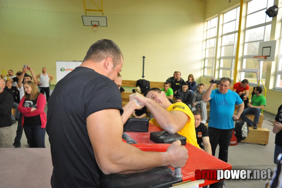 Debiuty 2010 - Stare Miasto # Siłowanie na ręce # Armwrestling # Armpower.net