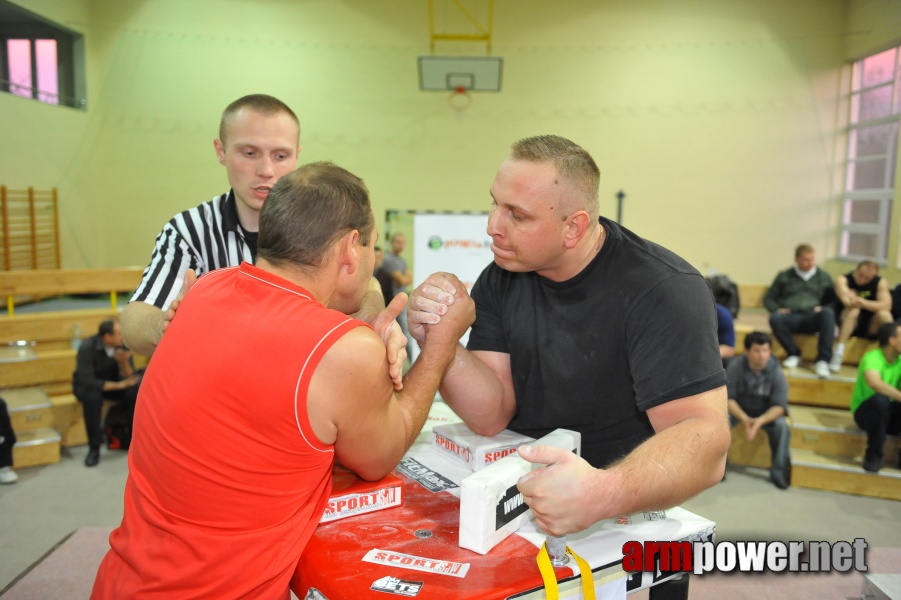 Debiuty 2010 - Stare Miasto # Armwrestling # Armpower.net