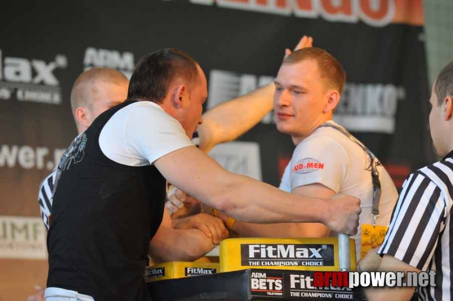 Mistrzostwa Polski 2011 - lewa reka # Siłowanie na ręce # Armwrestling # Armpower.net