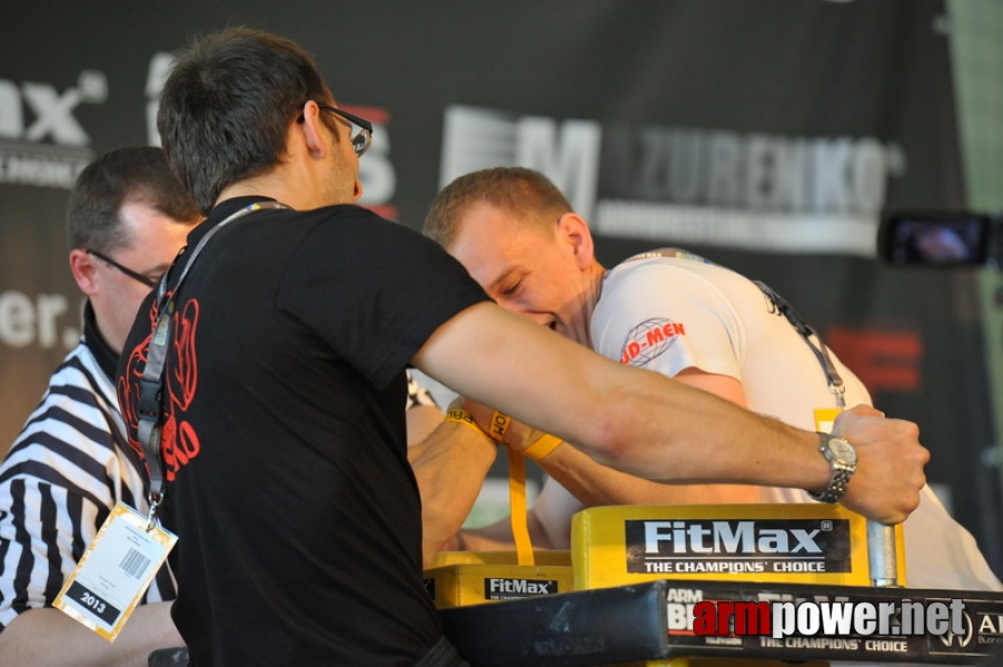 Mistrzostwa Polski 2011 - lewa reka # Siłowanie na ręce # Armwrestling # Armpower.net