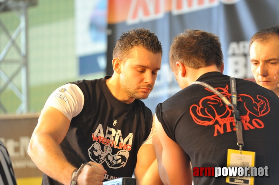 Mistrzostwa Polski 2011 - lewa reka # Siłowanie na ręce # Armwrestling # Armpower.net