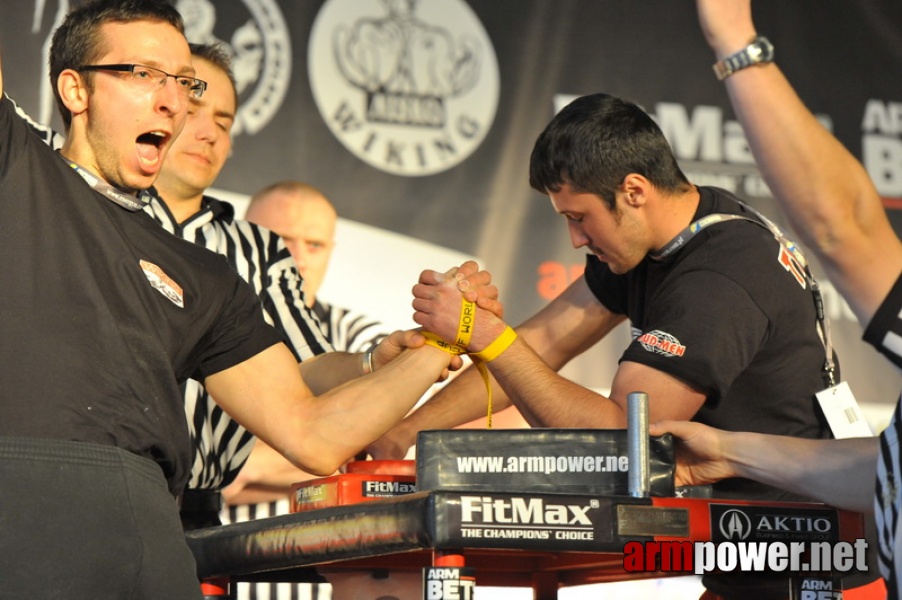 Mistrzostwa Polski 2011 - lewa reka # Siłowanie na ręce # Armwrestling # Armpower.net