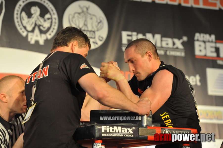 Mistrzostwa Polski 2011 - lewa reka # Armwrestling # Armpower.net