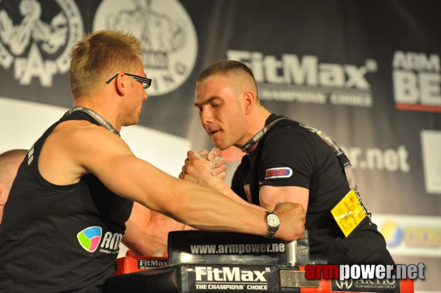 Mistrzostwa Polski 2011 - lewa reka # Siłowanie na ręce # Armwrestling # Armpower.net